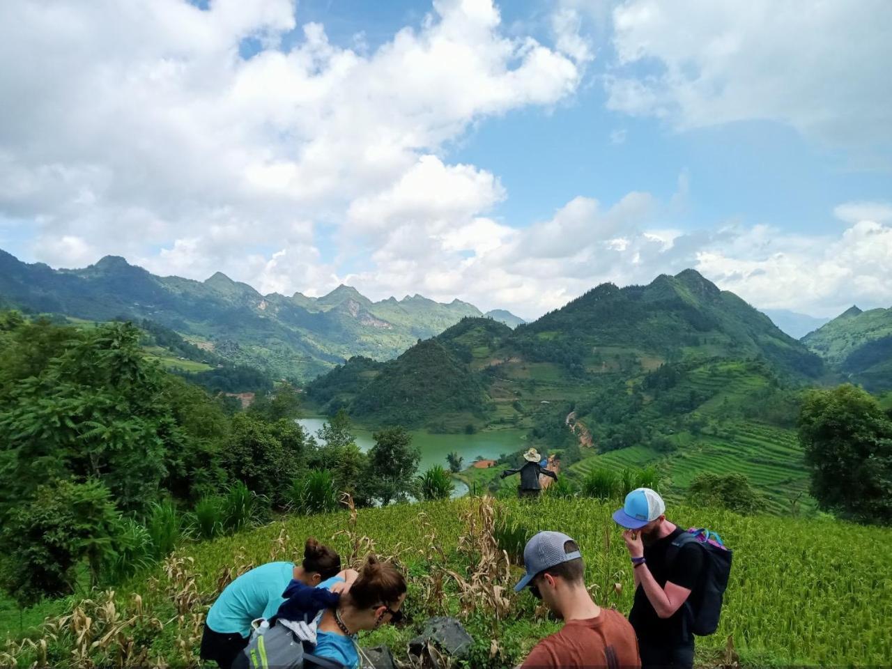 Bac Ha Charm Stay מראה חיצוני תמונה